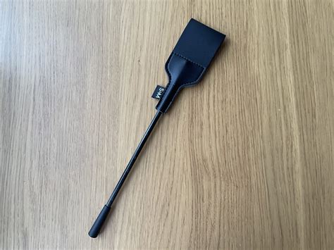 Sportsheets Sex Mischief Mini Riding Crop Review Tried Tested