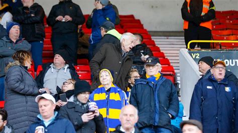 Fans Gallery Swindon Town 1 0 Stags News Mansfield Town