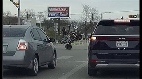 4 Wheeler Wheelie Fail On Airport Blvd Youtube