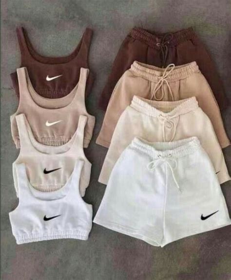 Pin By Kiwi Kevin Hader On Sporty Outfits Casual Outfits