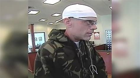 Suspect Sought For 2 Bank Robberies In Northeast Philadelphia 6abc