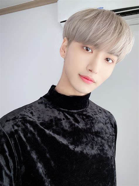 Ateez에이티즈 On Twitter 머리 사랑 방탄소년단 배경화면