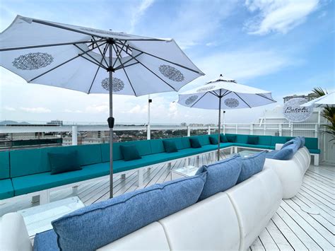 Eat Drink KL | Melaka's new Puteh Rooftop Bar splashes up with