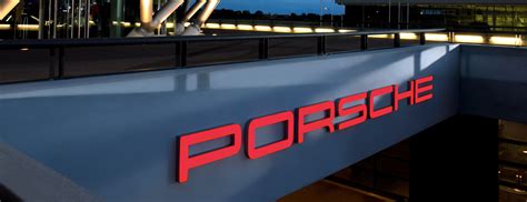 Company - Dr. Ing. h.c. F. Porsche AG Press Database