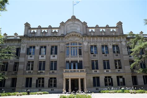 FrenteEntero2018 Colegio Nacional Rafael Hernández