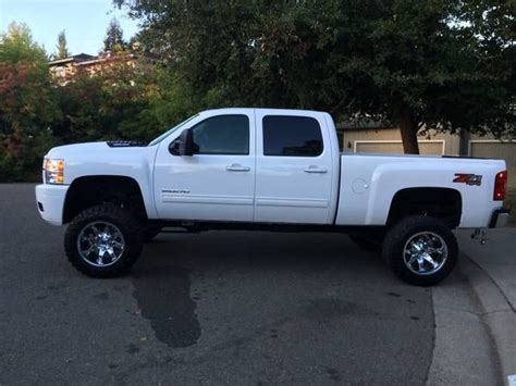 2014 Chevy Silverado 2500hd Duramax Low Miles Lifted Loaded 4x4 Ltz Leather