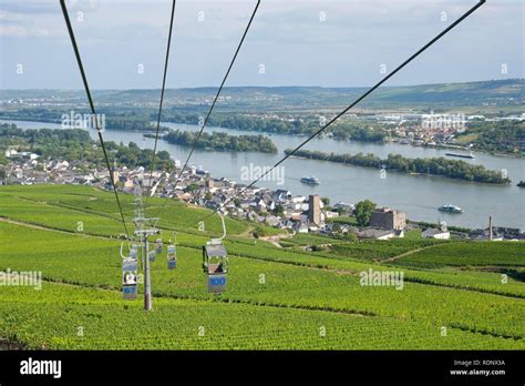 Cable Car To The Niederwald Monument Hi Res Stock Photography And