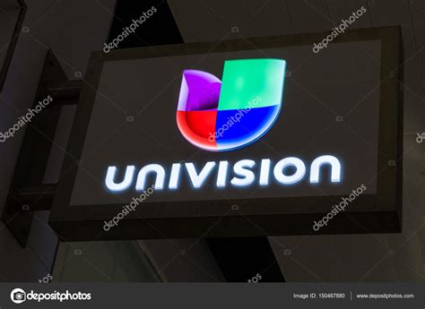 Univision Logo