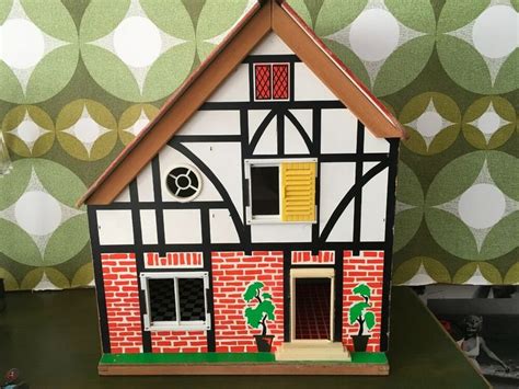 Vintage Small Dolls House | eBay