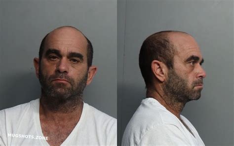 FLORES JOSE ALBERTO 09 30 2021 Miami Dade County Mugshots Zone