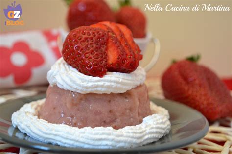 Budino Alla Crema Di Fragole E Panna