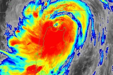 杜蘇芮走得搖擺！今晚暴風圈籠罩 風雨最大地區曝 Ettoday生活新聞 Ettoday新聞雲