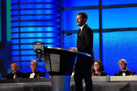 Dale Earnhardt Jr Net Worth Salary & Endorsements - Sportskeeda