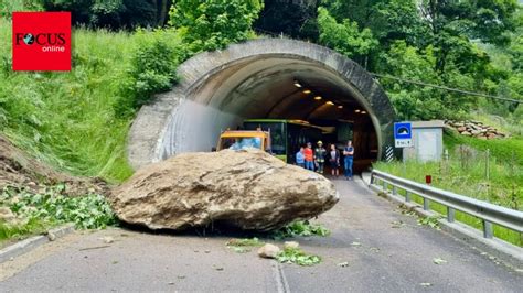 Massiver Felssturz In S Dtirol Wichtige Verbindungsstra E Dreimal Am