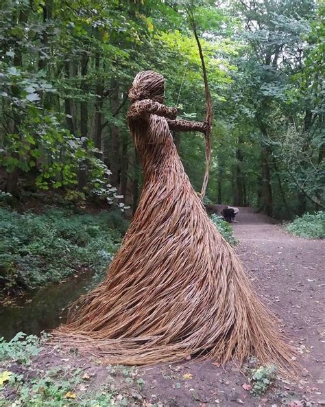 Cette artiste réalise des sculptures étonnantes et féériques en