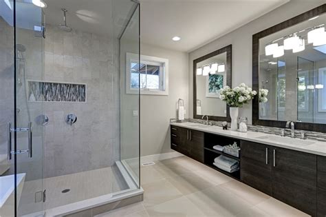 Consider These Shower Types When Replacing Your Bathtub