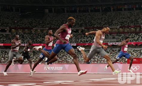 Photo Canada S De Grasse Wins Men S 200m Final At Olympics In Tokyo