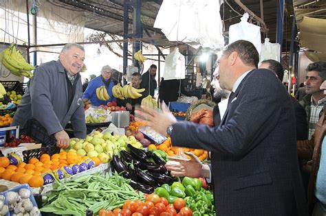 Başkan adayı Dönmez ve ekibi sahaya indi SİYASET