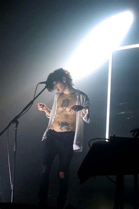 Pin By Nisha On OH NO HE S HOT Matty Healy The Poster Matthew Healy
