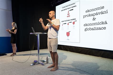 Vyd L Vat Na Ivot Je Jako Et It Si Sex Na St P Edn Ka O Tom Jak Hloup Dnes