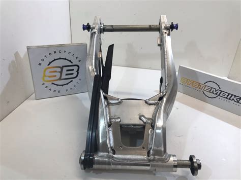 FORCELLONE POSTERIORE YAMAHA MT 09 2021 2022 SWINGARM SYSTEMBIKE