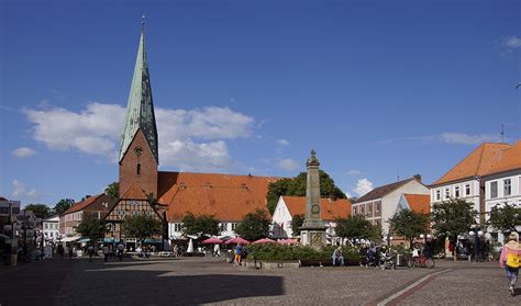 Eutin Rosenstadt Und Weimar Des Nordens Info Eutin