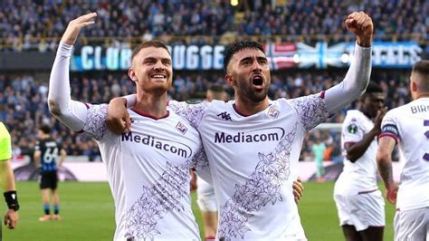 Fiorentina final biletini 1 1le aldı Son Dakika Spor Haberleri