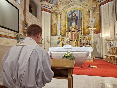 Godišnje euharistijsko klanjanje župe svete Jelene Križarice IKA