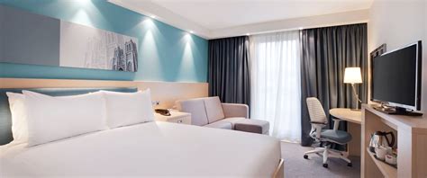 Bristol Airport Hotels - Hampton by Hilton Bristol Airport