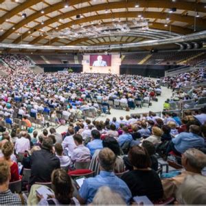 La Pazienza Protagonista Al Congresso Dei Testimoni Di Geova Lago Di