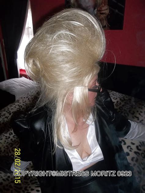 MILF RETURNS Pics XHamster