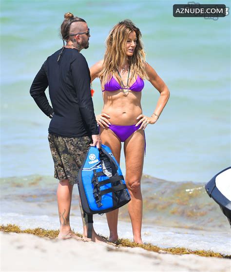 Kelly Bensimon Flaunts Her Sexy Bikini Body On Miami Beach AZNude