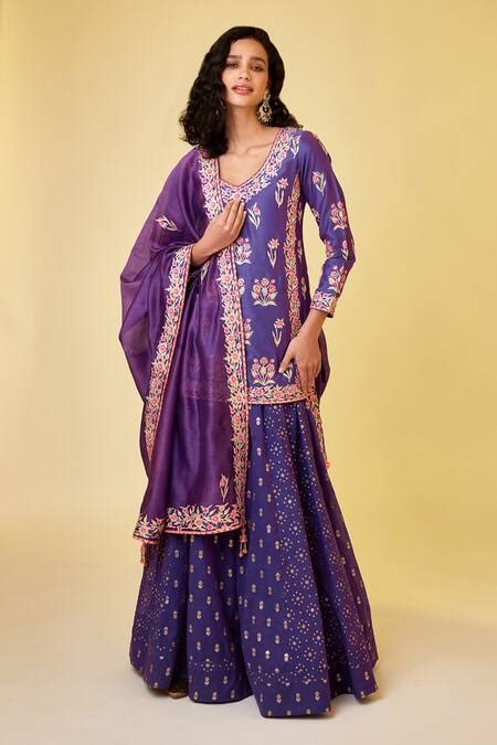 Buy Purple Chanderi Silk Embroidered Gota V Neck Kurta Skirt Set For