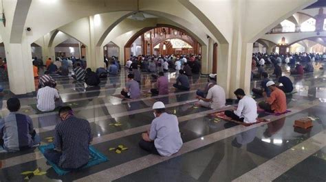 Naskah Khutbah Jumat Terbaru Besok Bertemakan Amalan Pembuka Rezeki