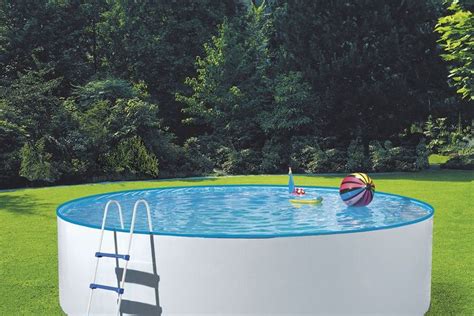 Cómo elegir una piscina para tu jardín fija o desmontable Piscina