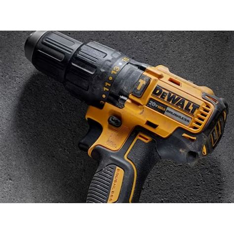 Parafusadeira Furadeira De Impacto V Max Dcd D Dewalt Ferrablu