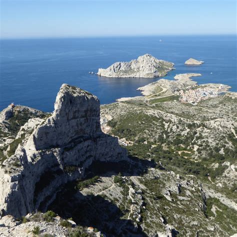 The most beautiful hikes in the Calanques | Marseille Tourism