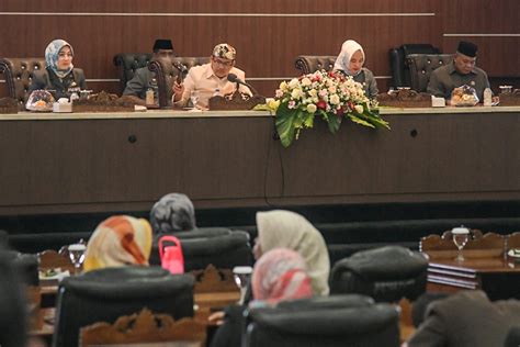 Gempungan Di Buruan Urang Lembur Desa Cibening Kecamatan Bungursari