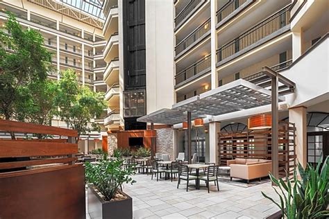 Embassy Suites By Hilton Hotel Nashville-Airport