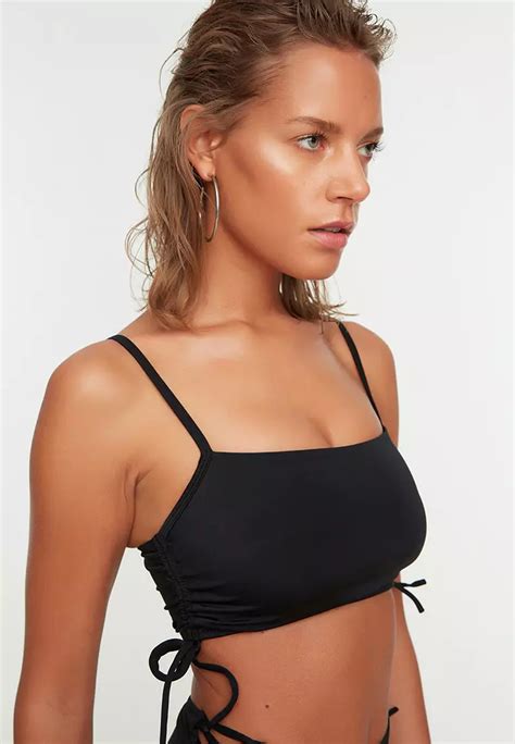 Jual Trendyol Strapless Tunnel Bikini Top Original 2024 ZALORA