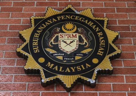 Macc Two Senior Enforcement Officers In Terengganu On Remand For