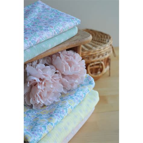 Tissu Double Gaze Coton Vendu M Tre Coupe Coloris Soleil Rose Nude