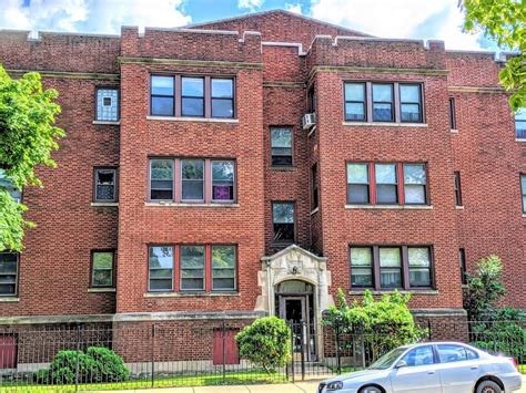 2207 E 67th Street 1 Chicago Il 60649 Mls 10791274 Properties