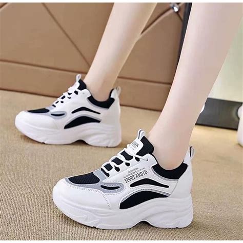Mua Giày thể thao nữ độn đế so hot Đen tại Thời Trang Xuân Hằng