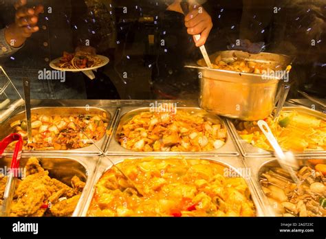 London Chinatown Restaurant Window Display Hi Res Stock Photography And