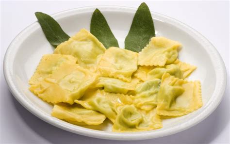 Tortelloni Burro E Salvia Recetas Italianas