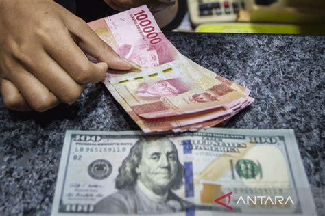 Rupiah Melemah Seiring Kekhawatiran Meningkatnya Resesi Di Eropa