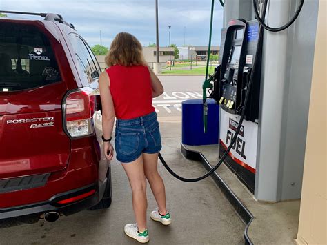 Naked Gas Station Attendants Photos Porn