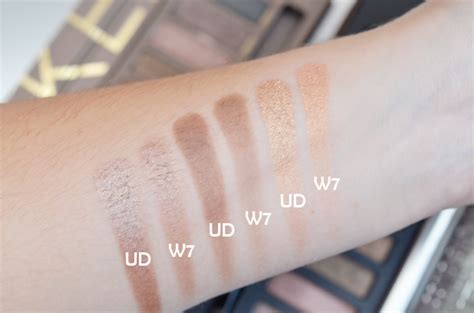 Battle W7 Lightly Toasted Vs Urban Decay Naked ByAranka Nl