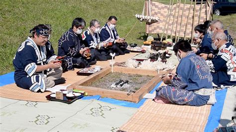 サケ豊漁願い カムイに祈り 釧路でアイヌ民族伝統儀式（動画）：北海道新聞デジタル